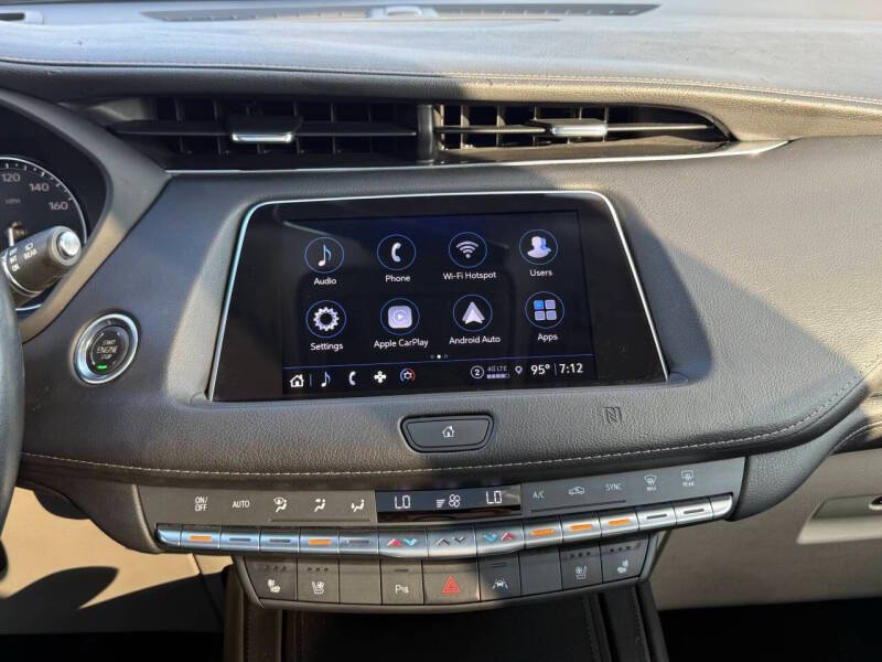 2021 Cadillac XT4 Premium Luxury