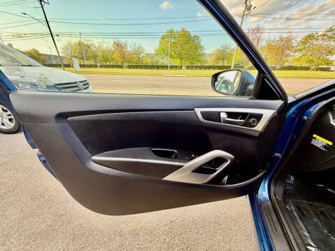 2017 Hyundai Veloster Value Edition