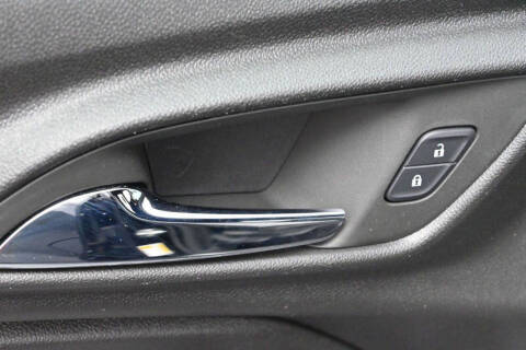 2024 Chevrolet Trax RS