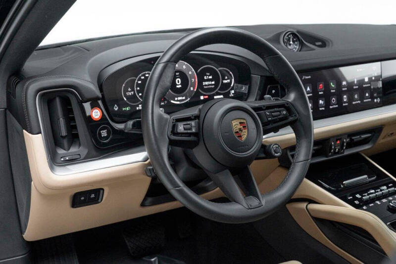 2024 Porsche Cayenne Coupe