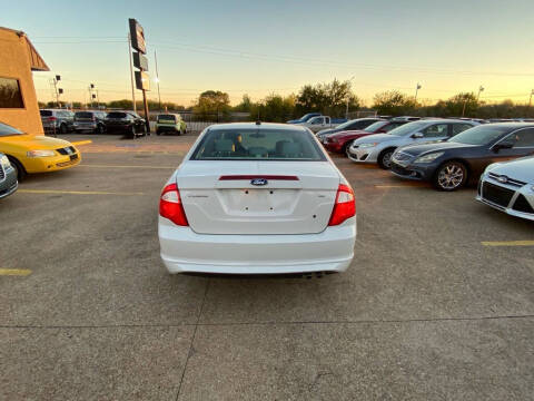 2012 Ford Fusion SE