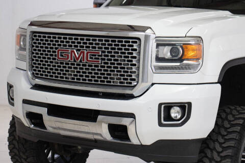 2016 GMC Sierra 2500HD Denali