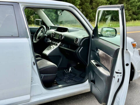 2014 Scion xB