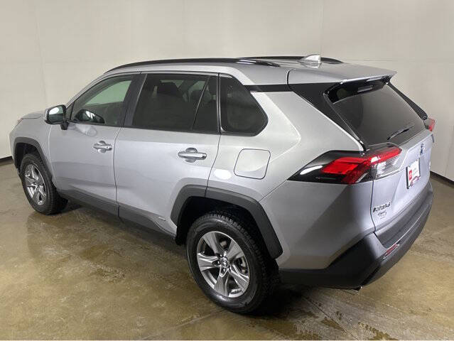 2024 Toyota RAV4 Hybrid LE