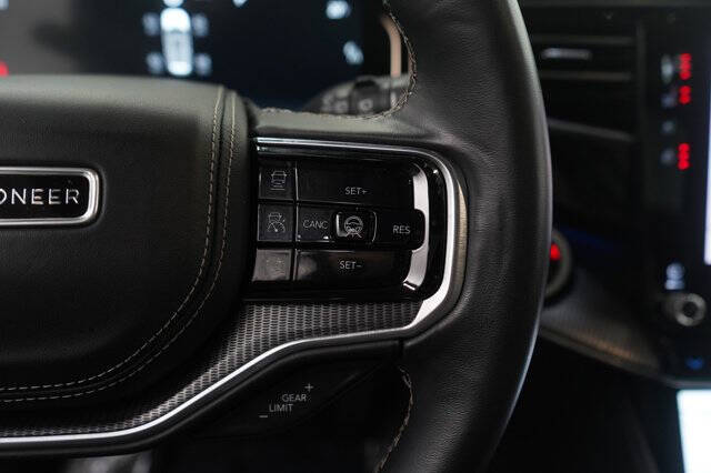 2022 Jeep Grand Wagoneer Obsidian