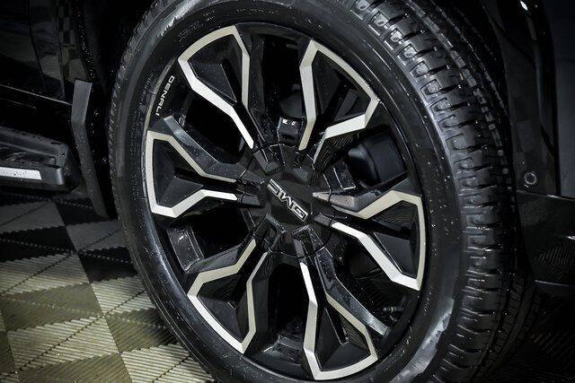 2025 GMC Sierra EV Denali
