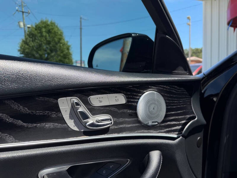 2019 Mercedes-Benz E-Class E 300