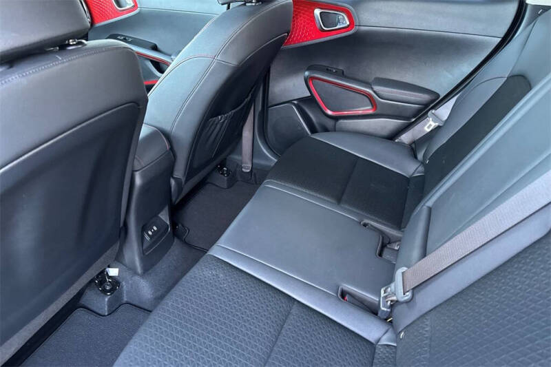 2025 Kia Soul GT-Line