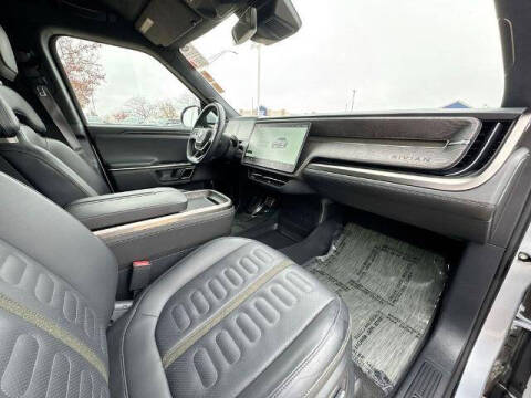 2023 Rivian R1T Adventure