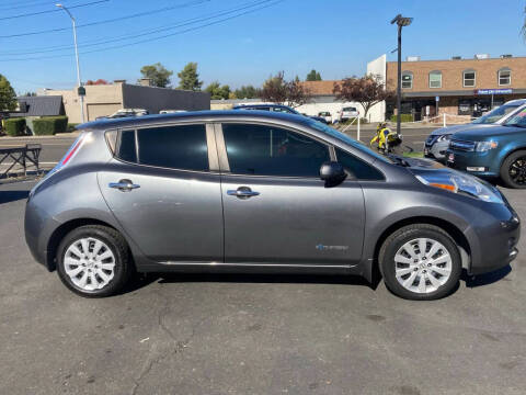 2016 Nissan LEAF S-24