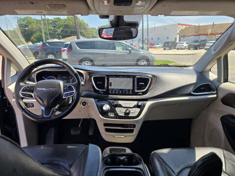 2019 Chrysler Pacifica Touring L