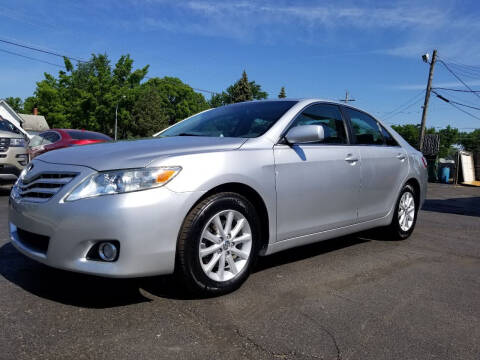 2010 Toyota Camry for sale at DALE'S AUTO INC in Mount Clemens MI