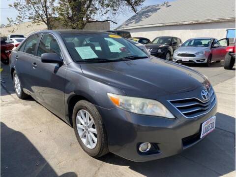 2010 Toyota Camry for sale at Dealers Choice Inc in Farmersville CA