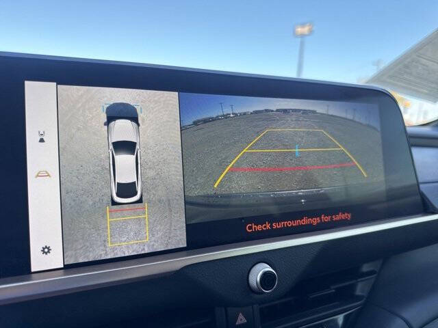 2024 Toyota Crown Platinum