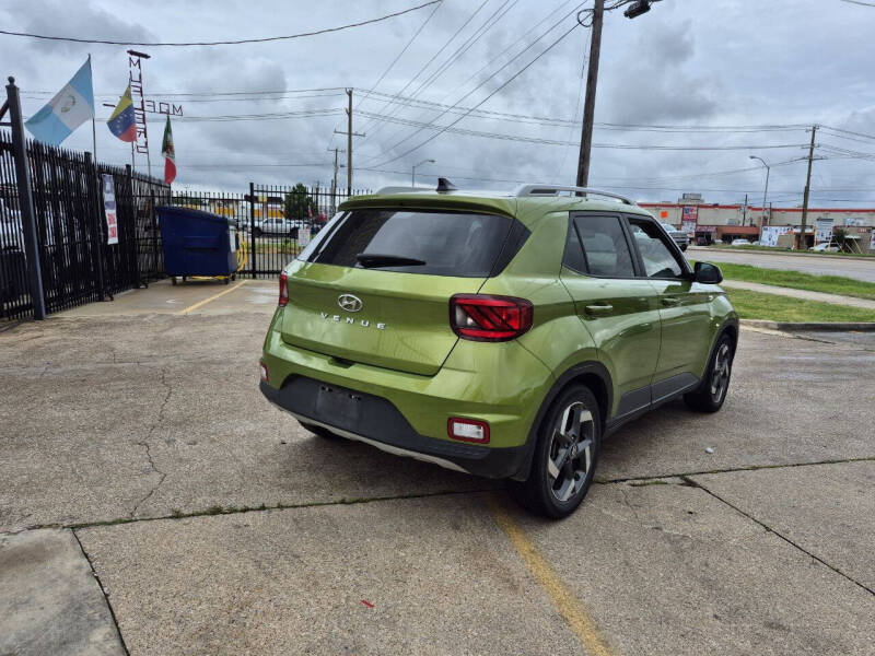 2021 Hyundai Venue SEL