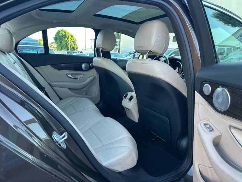 2016 Mercedes-Benz C-Class