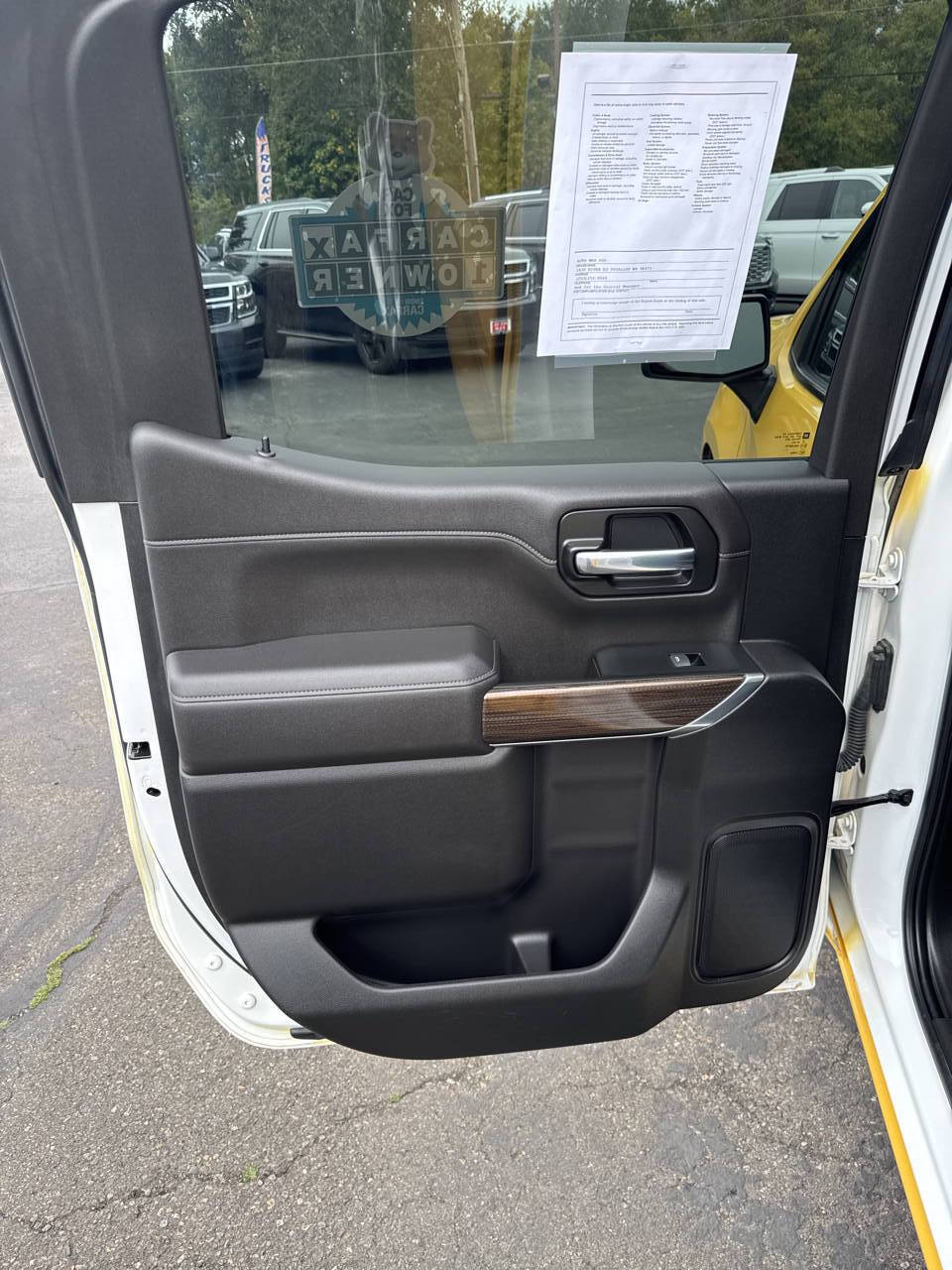 used 2022 Chevrolet Silverado 1500 Limited car, priced at $31,299