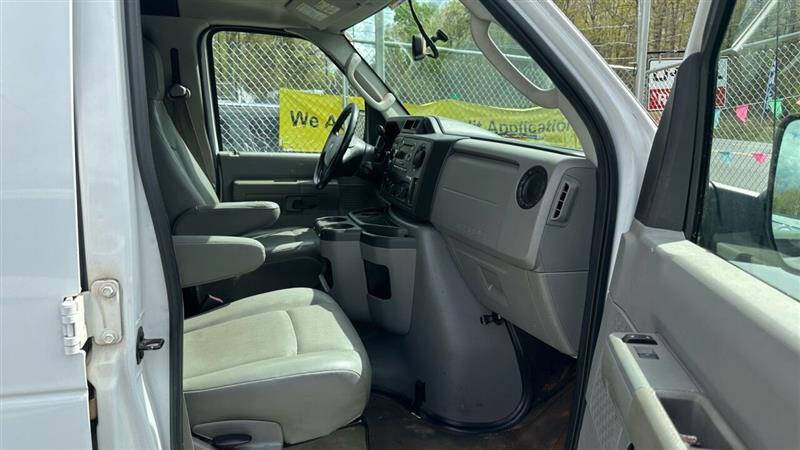 2013 Ford E-Series E-250