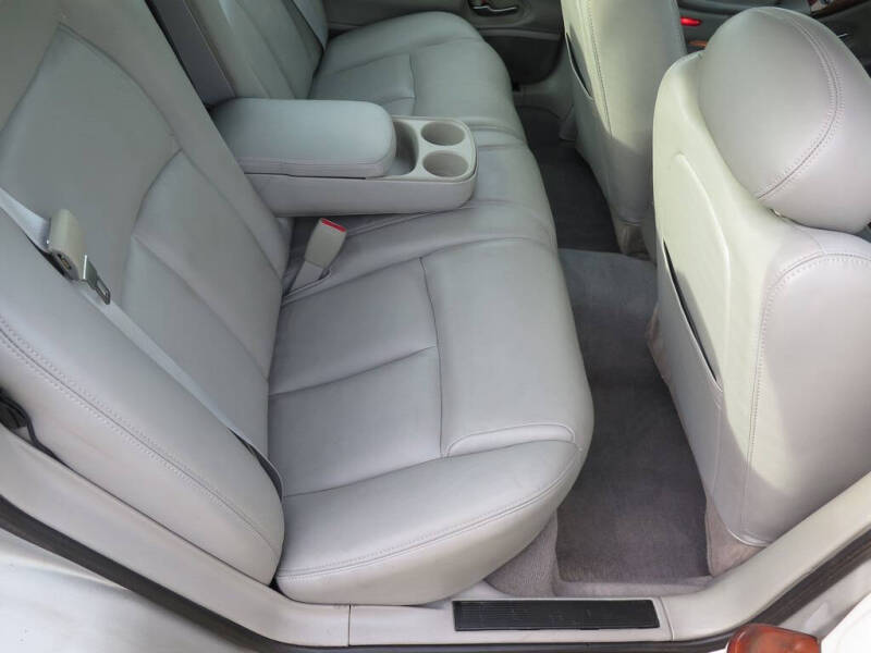1999 Oldsmobile Aurora