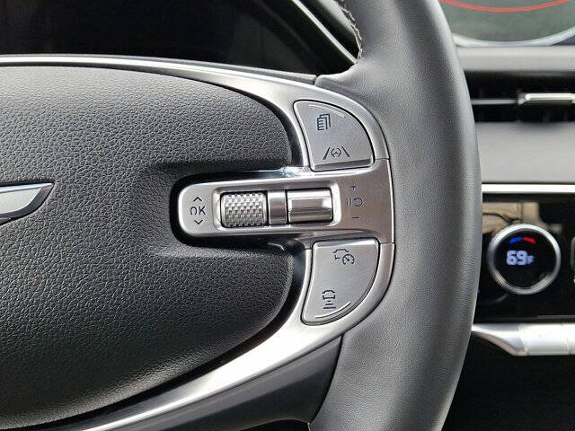 2025 Genesis GV70 2.5T Standard