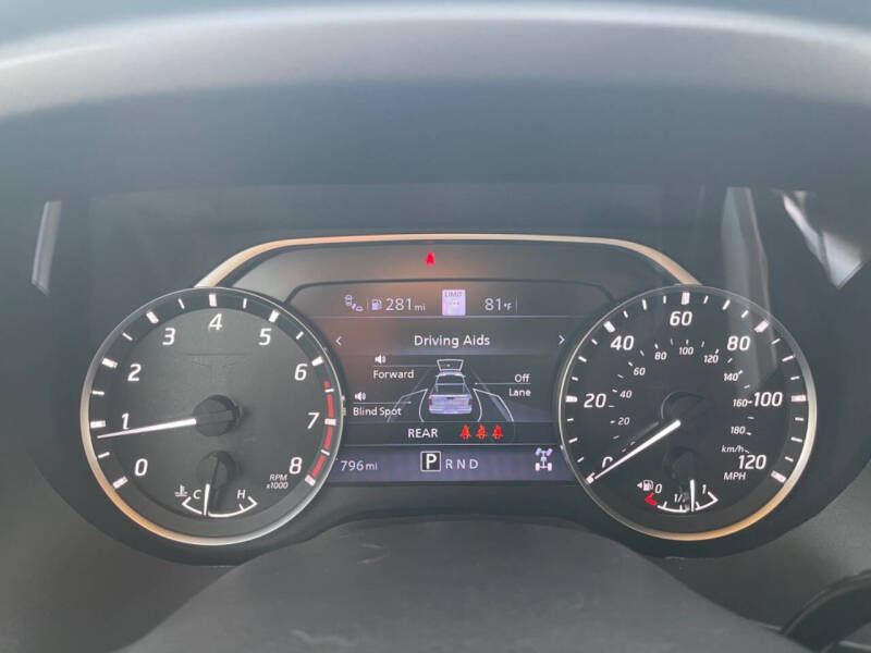 2021 Nissan Titan SV