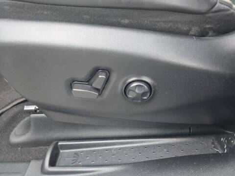 2023 Chrysler Pacifica Plug-In Hybrid Limited