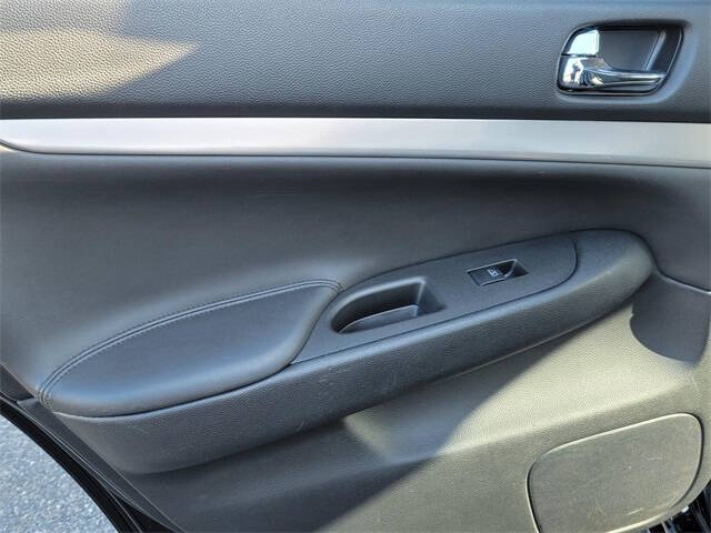 2013 Infiniti G37 Sedan x