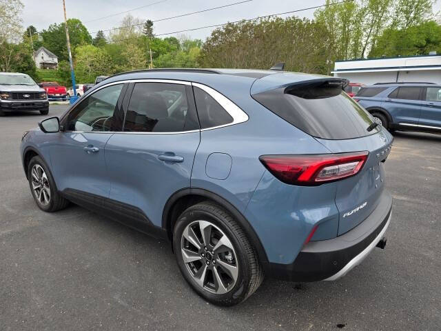 2024 Ford Escape Platinum