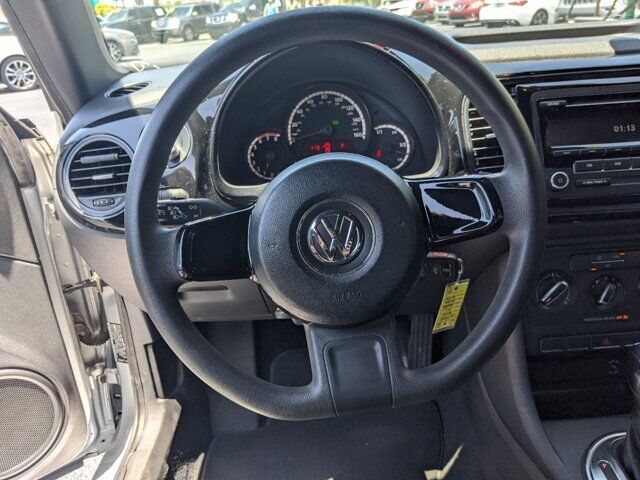 2013 Volkswagen Beetle 12