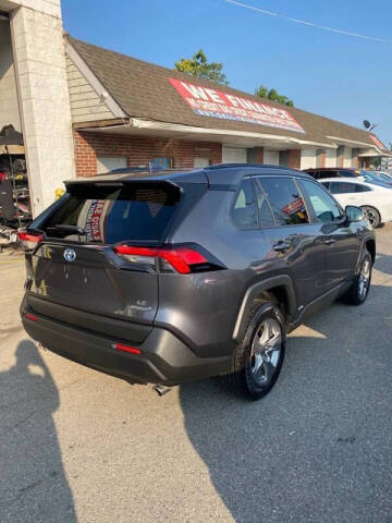 2022 Toyota RAV4 Hybrid LE