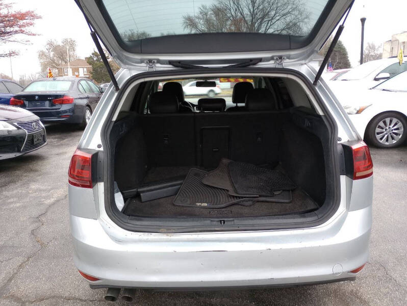 2015 Volkswagen Golf SportWagen TDI S