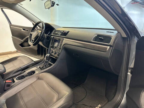 2018 Volkswagen Passat 2.0T SE