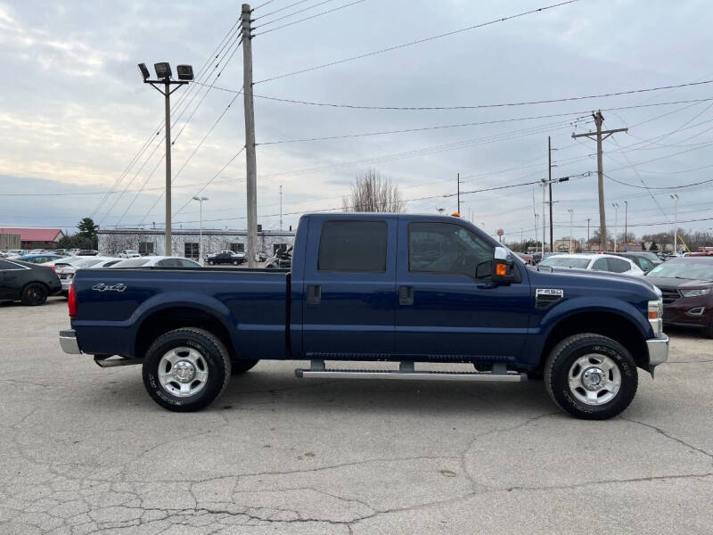 2010 Ford F-250 Super Duty XLT photo 6