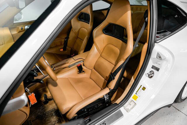 2011 Porsche 911 Carrera GTS