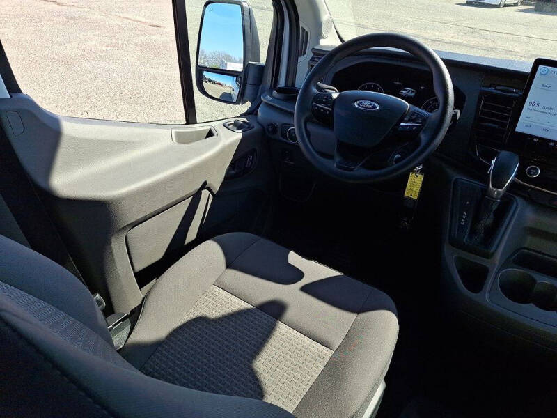 2025 Ford Transit 350 XLT