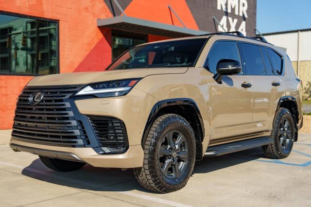 2025 Lexus LX 700h Overtrail | Birmingham, Alabama 35233 | Cruz.com