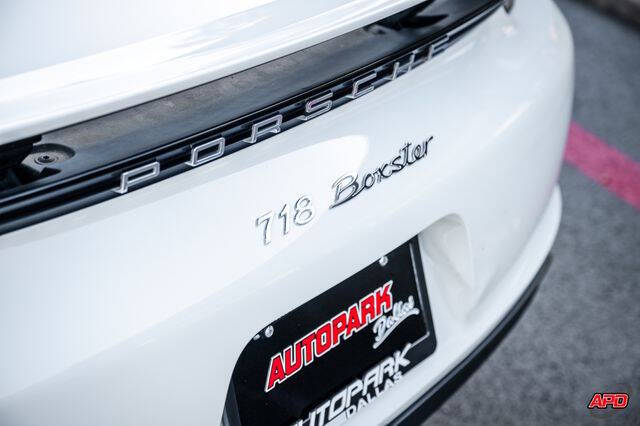 2017 Porsche 718 Boxster