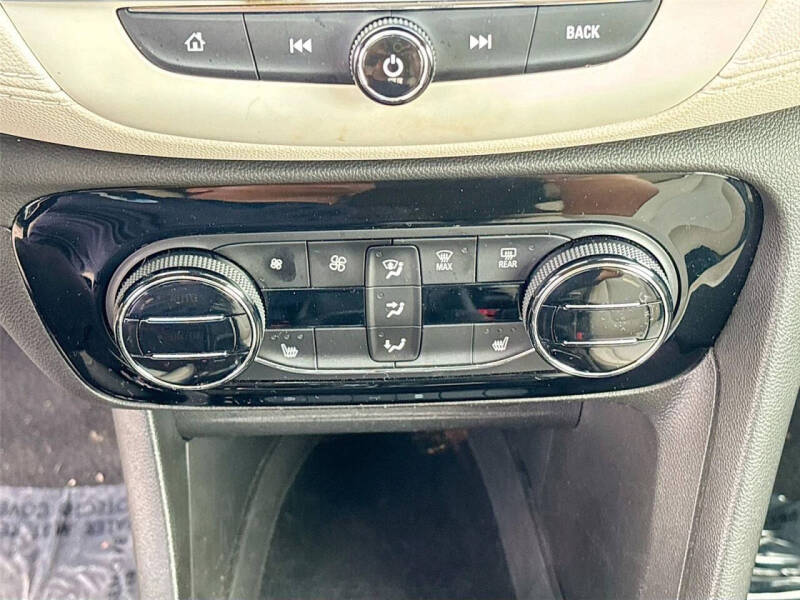 2020 Buick Encore GX Select