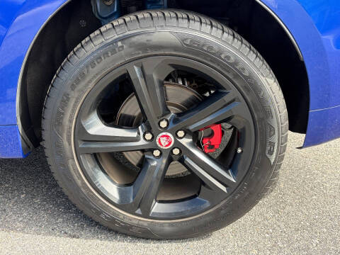 2018 Jaguar F-PACE S