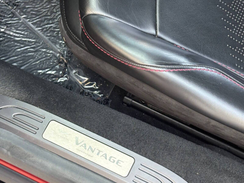 2019 Aston Martin Vantage