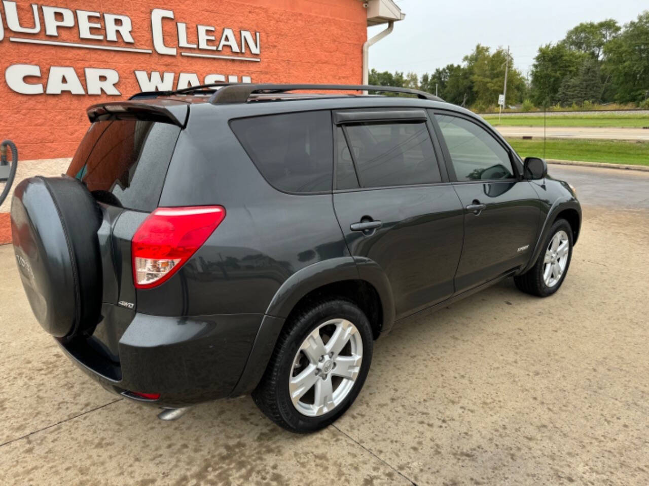 2007 Toyota RAV4 for sale at Illinois Auto Wholesalers in Tolono, IL