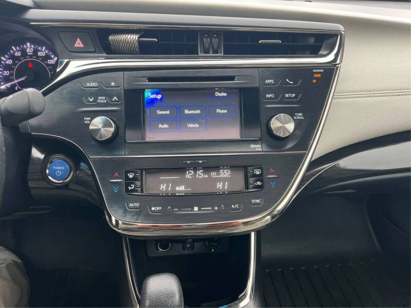 2013 Toyota Avalon Hybrid XLE Touring