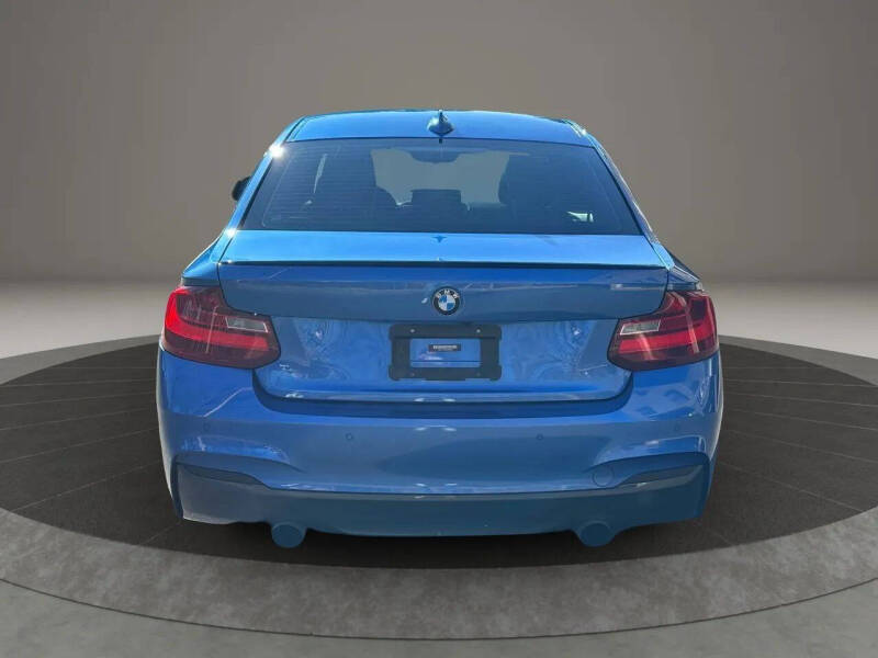 2016 BMW 2 Series M235i