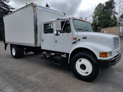 2001 International 4700