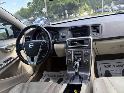 2014 Volvo S60 T5 Platinum