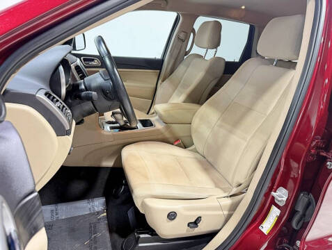 2019 Jeep Grand Cherokee Laredo E