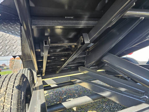 2025 Summit Trailers CD612TA5