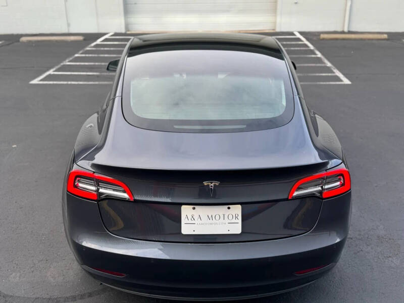 2021 Tesla Model 3 Standard Range Plus