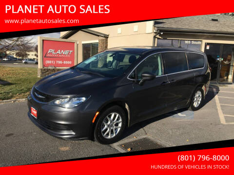 2018 Chrysler Pacifica for sale at PLANET AUTO SALES in Lindon UT