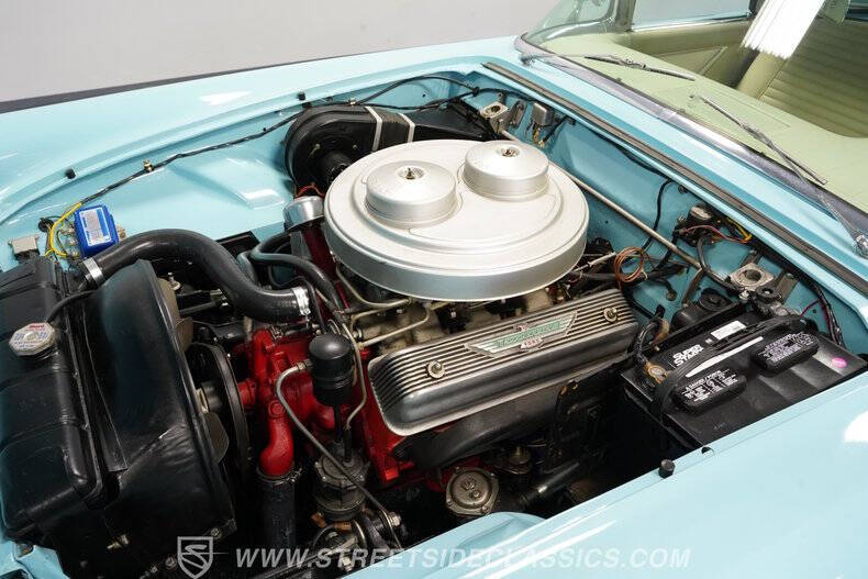 1957 Ford Thunderbird